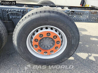 2014-mercedes-benz-actros-2548-1282608-44706010