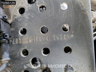 2014-mercedes-benz-actros-2548-1282608-44706026