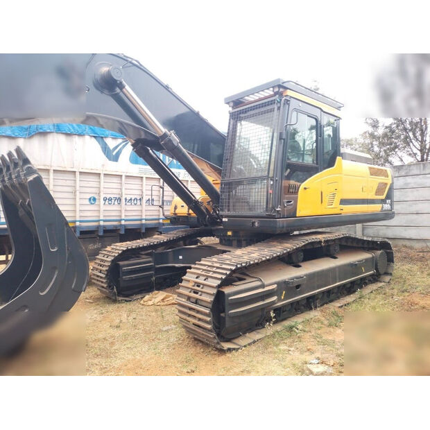 2025 Hyundai HX380L-44706641