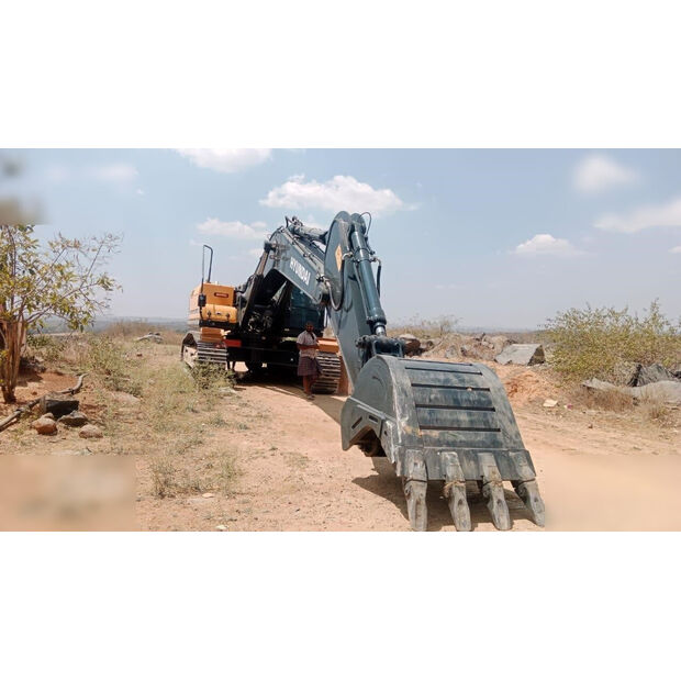 2025 Hyundai HX380L-44706643