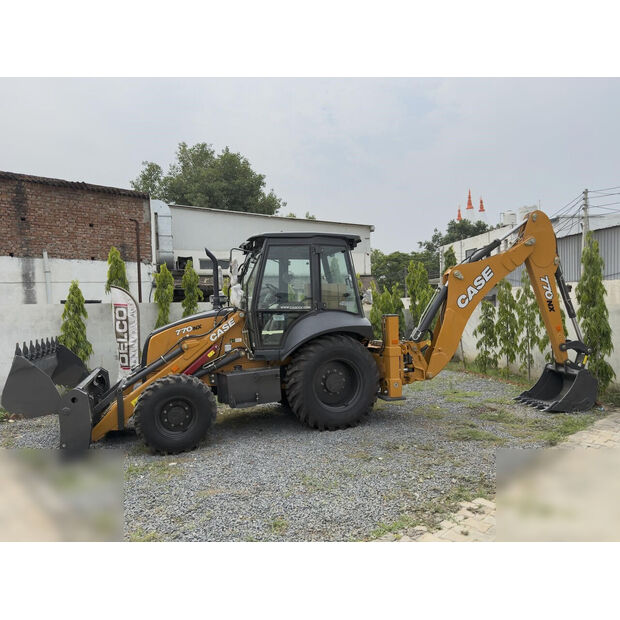 2025 CASE 770NX MAGNUM-44707190