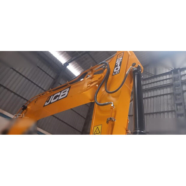 2025 JCB JS210 LC-44707587