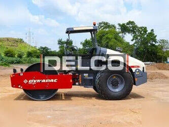 صورة ل معدات رص 2025 ديناباك CA305D