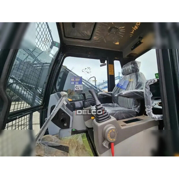 2025 هيونداي ROBEX 215L SMART PLUS-44708273