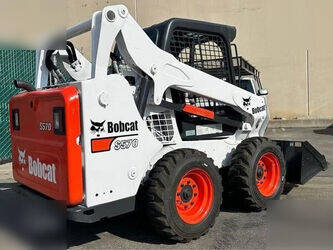2025-bobcat-s590-44708592