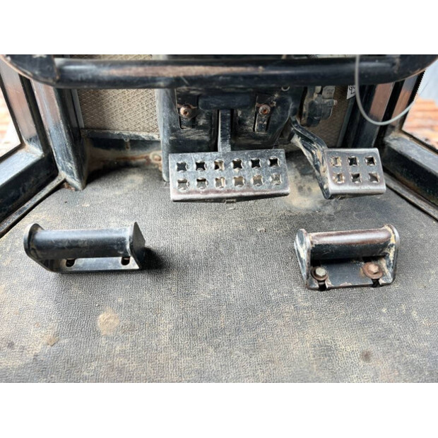 2011 Caterpillar D6N LGP-44708864