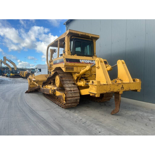 2005 Caterpillar D7RII-44709079