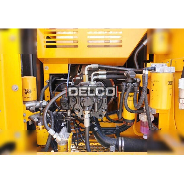 2025 JCB 225LC-44709115