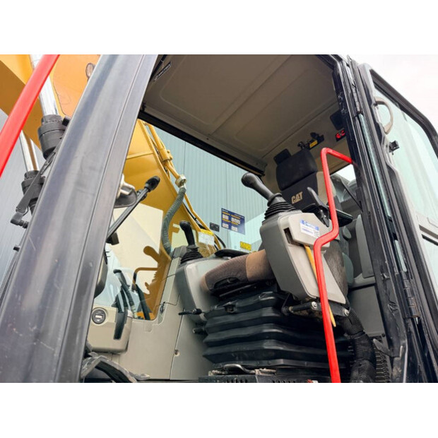 2013 Caterpillar 320EL-44709399