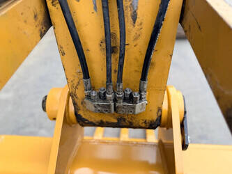 2013-caterpillar-320el-1400885-44709411