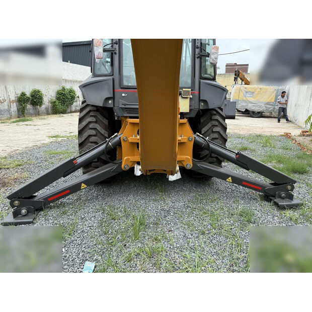 2025 CASE 851NX CP-44711312