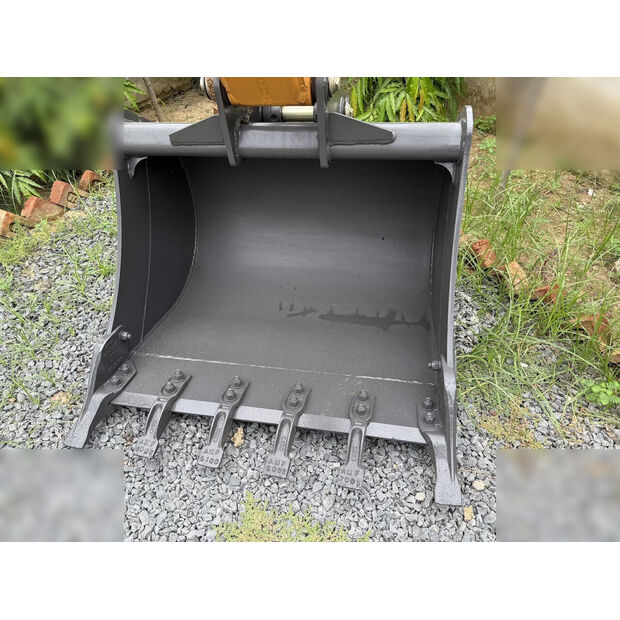 2025 CASE 851NX CP-44711314