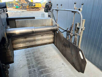 2007-vogele-super-1800-2-1400960-44711428