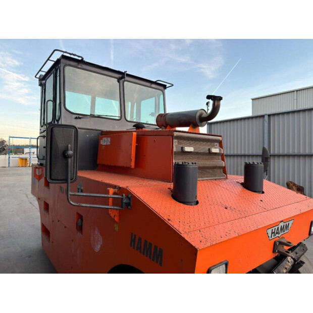 2004 هام GRW15-44711679