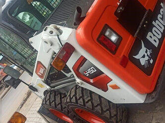 صورة ل لوادر صغيرة 2025 بوبكات S450