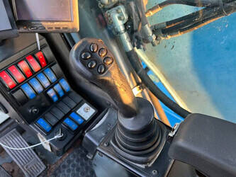 2012-fuchs-mhl454-1400998-44712292