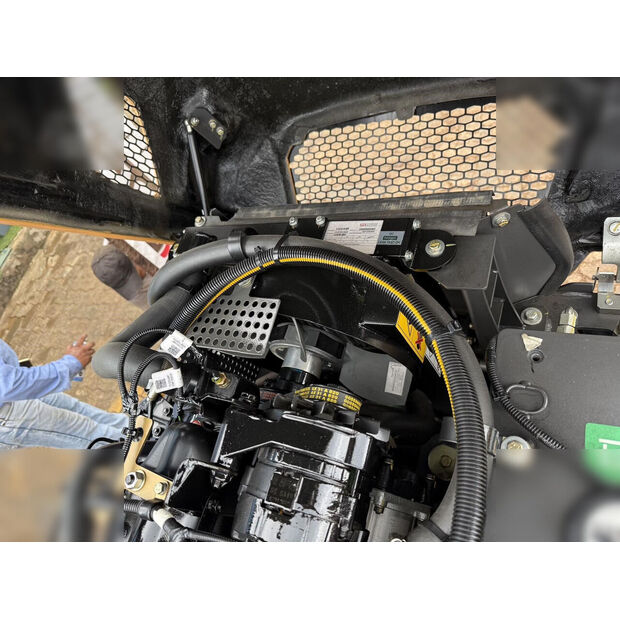 2025 CASE 450NX-44712976