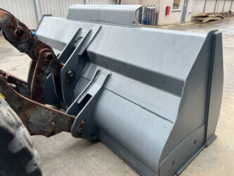 2017-volvo-l120h-1401028-44713008