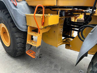 2017-volvo-l120h-1401028-44713011