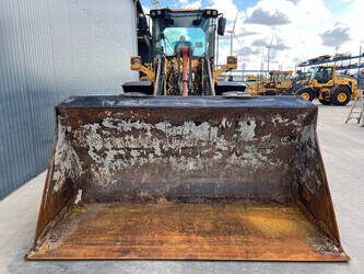 2011-volvo-l90f-1401032-44713135