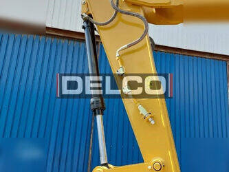 2025-caterpillar-323d3-1401105-44714138