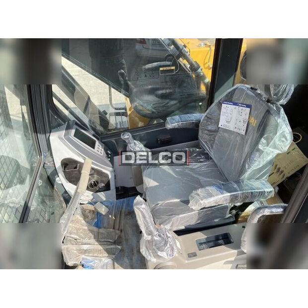 2025 Hyundai ROBEX 215L SMART PLUS-44714526