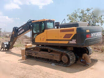 صورة ل حفارات 2025 هيونداي HX380L