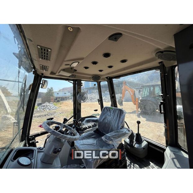 2025 CASE 770EX PLUS-44714776