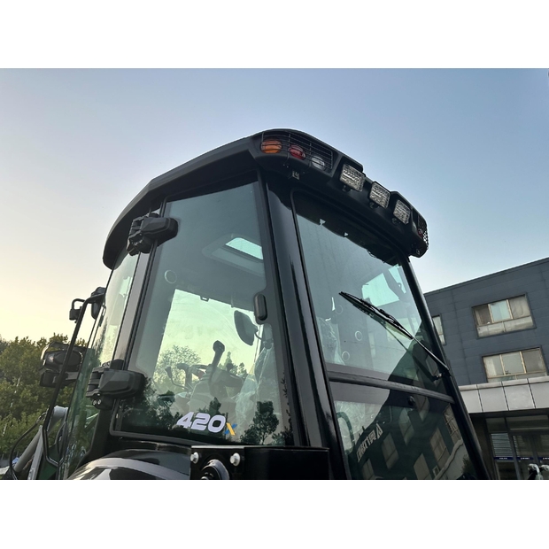 2025 Hexl 420X-44714873