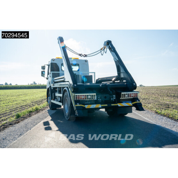 2022 فولفو FE 320-44714902