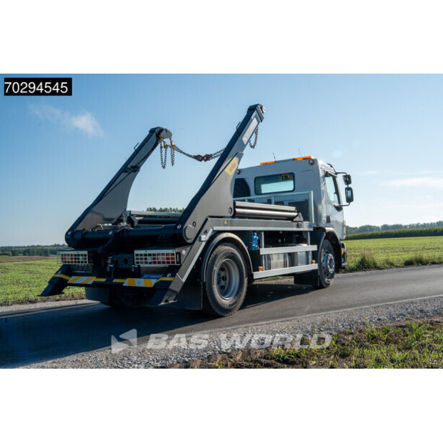 2022 فولفو FE 320-44714908