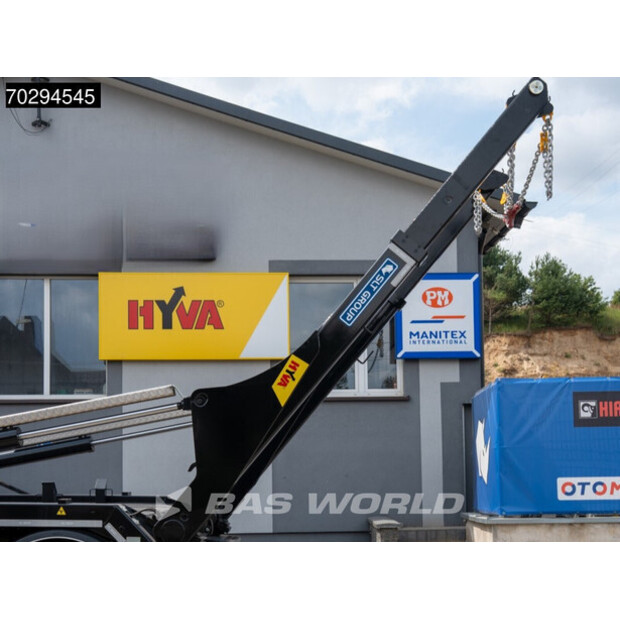 2022 فولفو FE 320-44714925