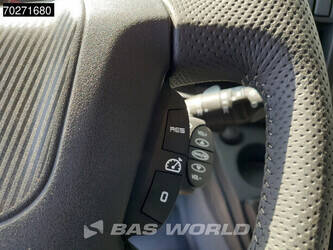 2025-renault-d240-1288204-44715114