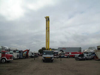 2001-mercedes-benz-actros-4148-84-meters-10x4-44715127