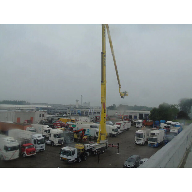 2001 مرسيدس بنز Actros 4148-44715132