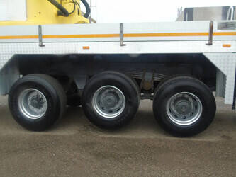 2001-mercedes-benz-actros-4148-84-meters-10x4-44715138