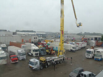 2001-mercedes-benz-actros-4148-84-meters-10x4-44715141