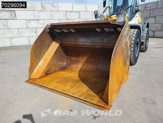 2015-liebherr-l538-1319950-44715199