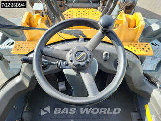 2015-liebherr-l538-1319950-44715217