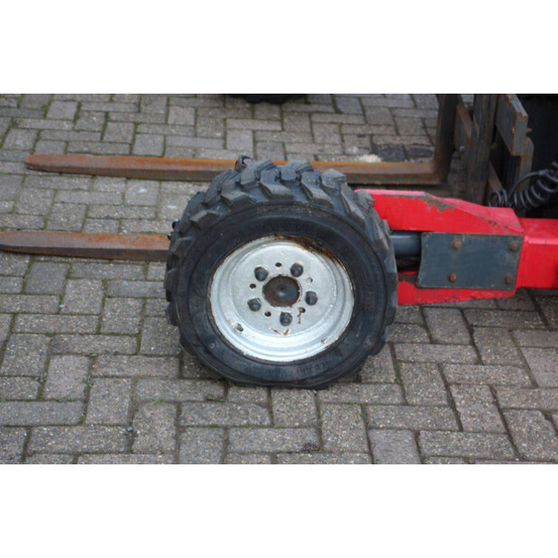 2011 MOFFETT M4 20.4-44715243