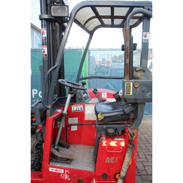 2011 MOFFETT M4 20.4-44715249