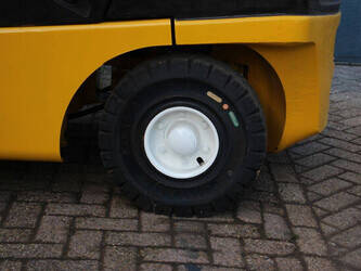 2011-yale-gdp35vx-e2795-1401163-44715273