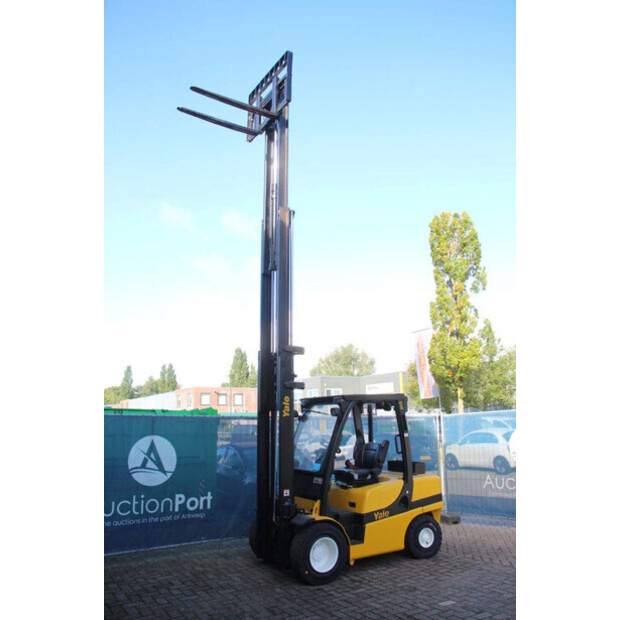 2011 Yale GDP35VX E2795-44715286