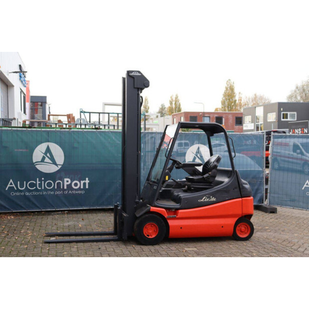 2002 Linde E25-02-44715505