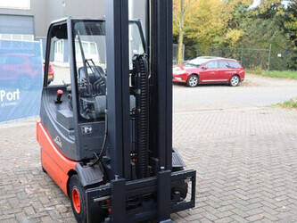 2002-linde-e25-02-1401171-44715511