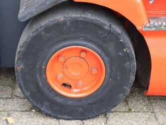 2002-linde-e25-02-1401171-44715519