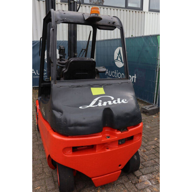 2002 Linde E25-02-44715523