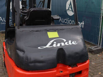 2002-linde-e25-02-1401171-44715523