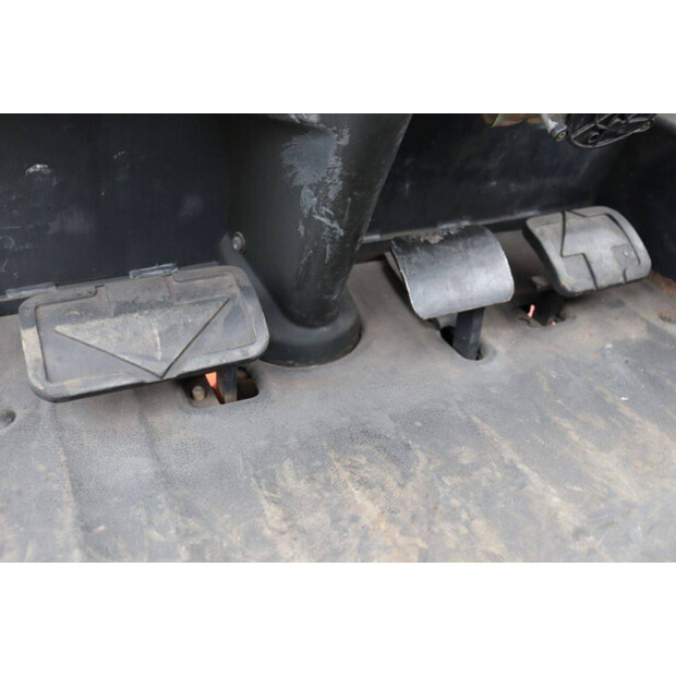 2002 Linde E25-02-44715533