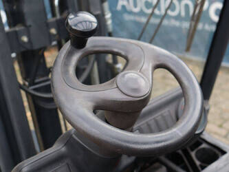 2002-linde-e25-02-1401171-44715534